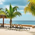 Oceanfront Oasis At Peninsula Grand
