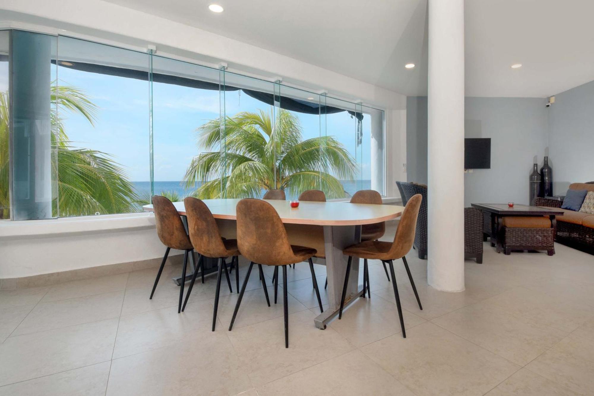 Holiday home Oceanfront Oasis At Peninsula Grand *